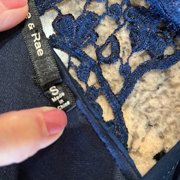 Doe & Rae Dress - Picture 6 of 7